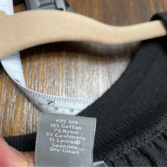 Ann Taylor Women’s Small Black Short Sleeve Cardigan Office Career Work - Picture 4 of 5